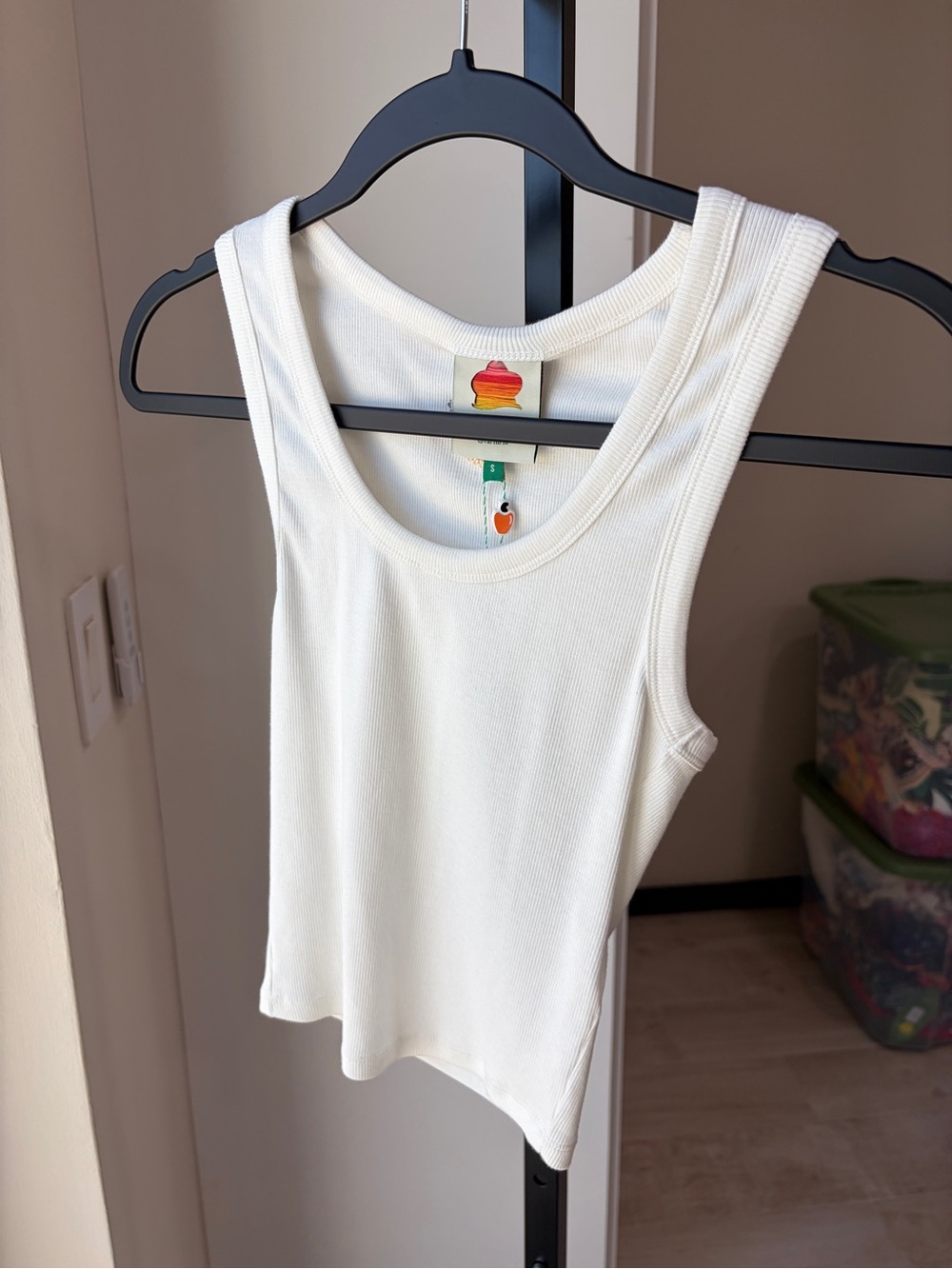 Farm Rio: Banana Embroidered Off White
Tank Top - Picture 7 of 10